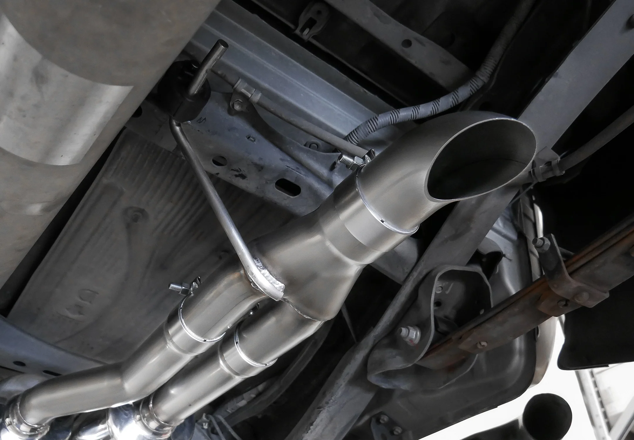 2014-2021 Toyota Tundra - STILLEN Cat-Back Exhaust - 509570 / 509571 / 509572 - Image 18