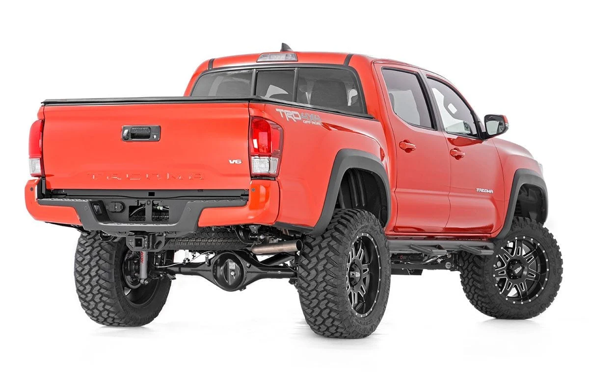 Bed Cover | Tri Fold | Soft | 5' Bed | Dbl Cab | Toyota Tacoma | 2016-2022 | Rough Country | 41716501A - Image 2