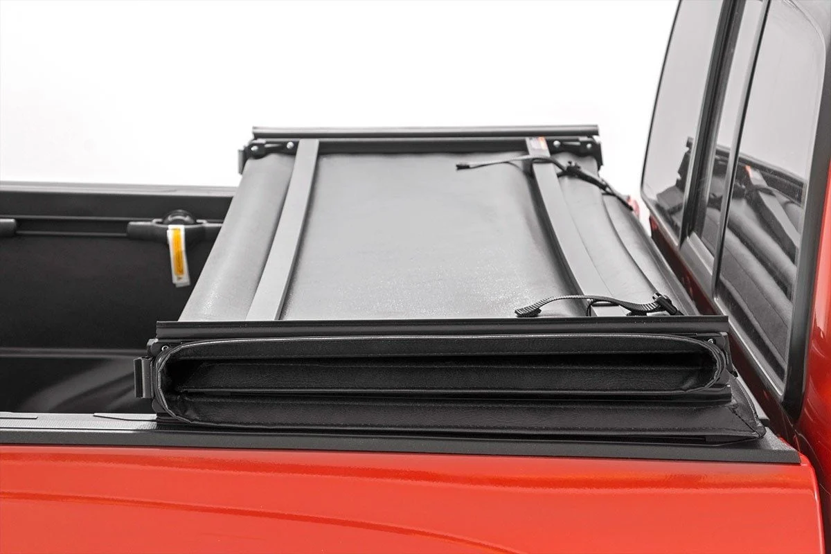 Bed Cover | Tri Fold | Soft | 5'9" Bed | Chevrolet Silverado/GMC Sierra 1500 | 2007-2013 | Rough Country | 41207550A - Image 3