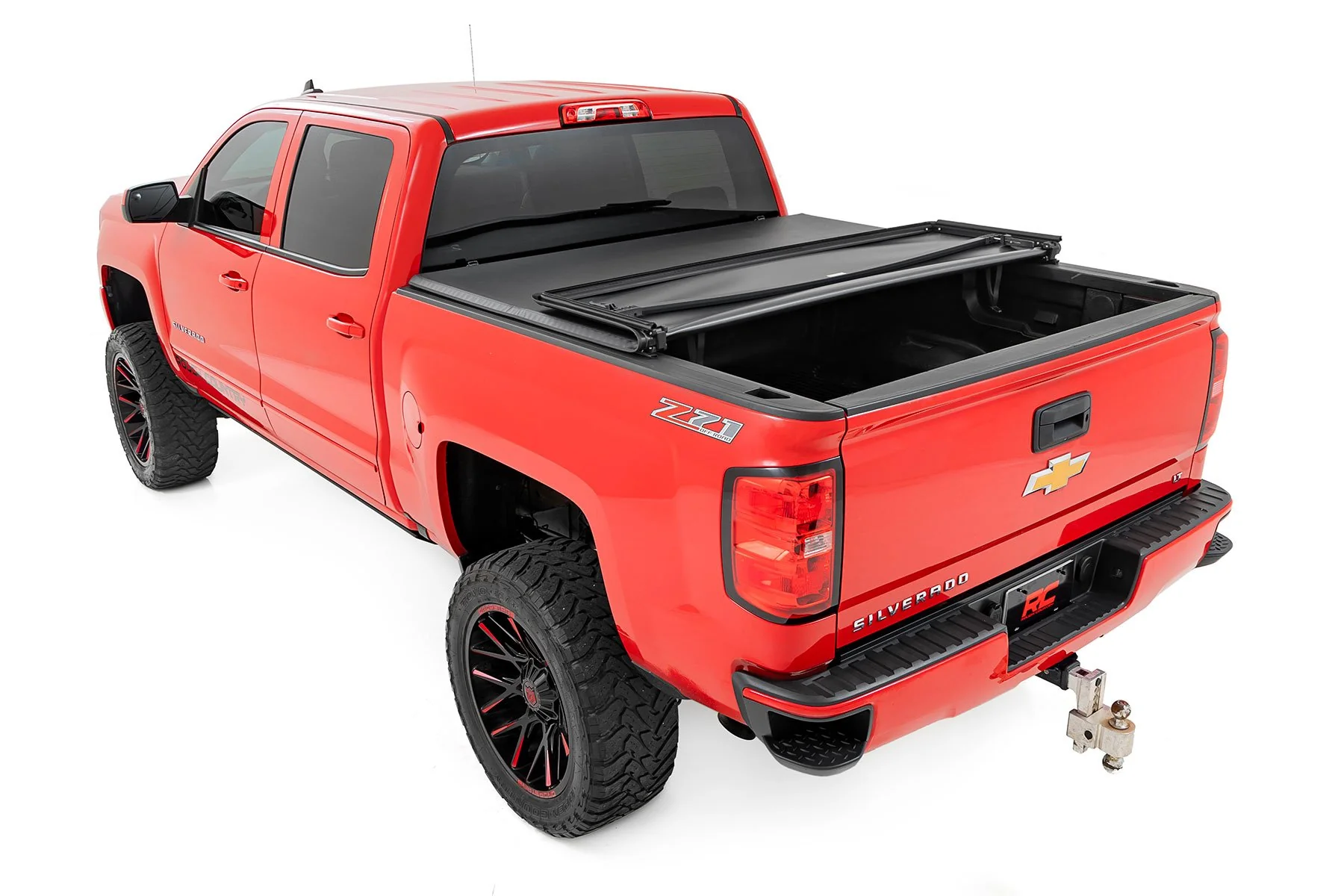 Bed Cover | Tri Fold | Soft | 5'9" Bed | Chevrolet Silverado/GMC Sierra 1500 | 2014-2018 | Rough Country | 41214550A - Image 3