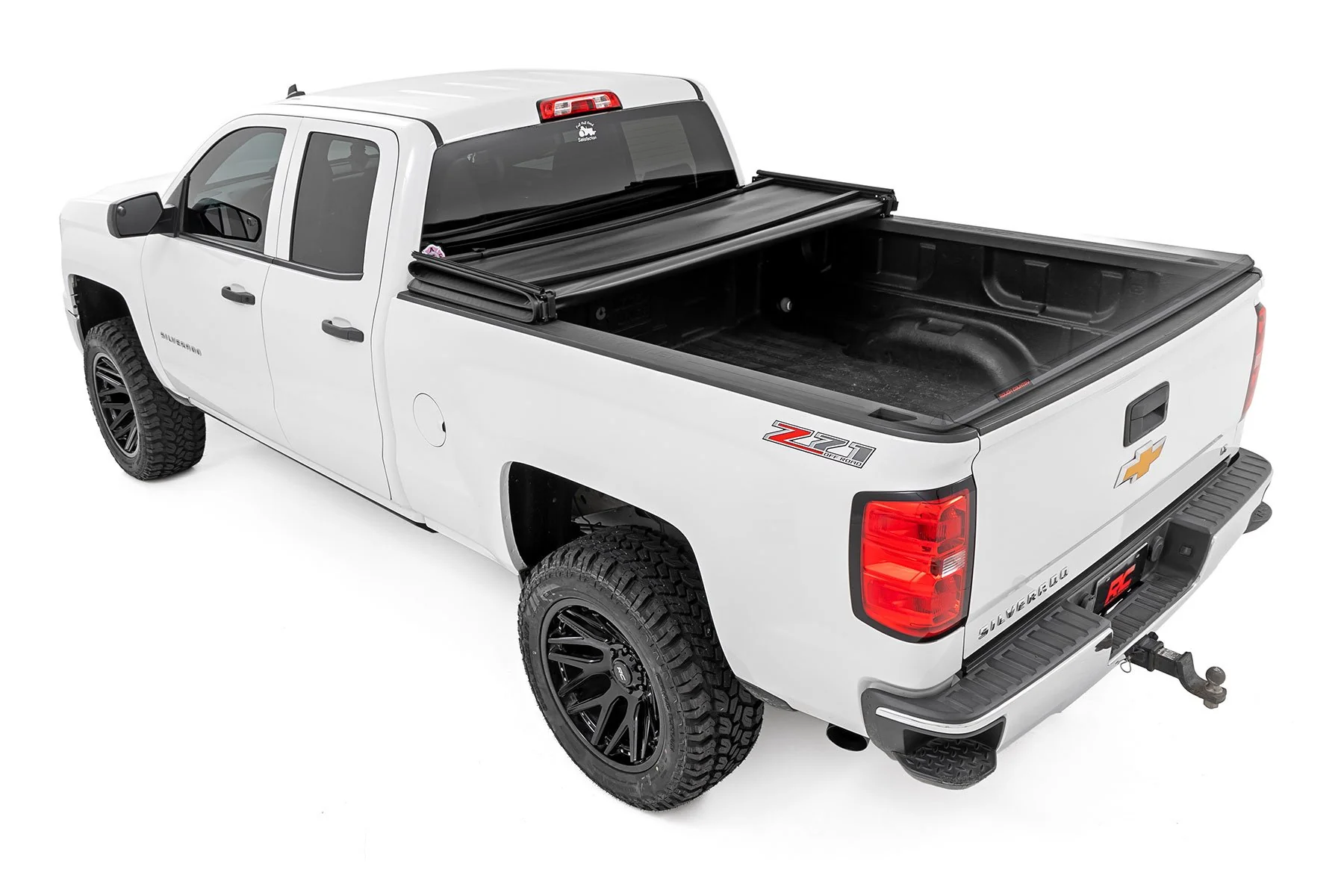 Bed Cover | Tri Fold | Soft | 6'7" Bed | Chevrolet Silverado/GMC Sierra 1500 | 2014-2018 | Rough Country | 41214650A - Image 3