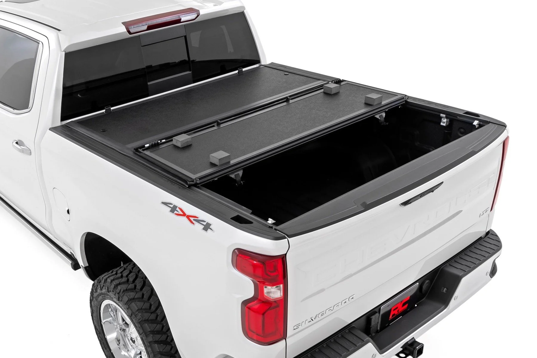 Hard Low Profile Bed Cover | 6'6" Bed | Chevrolet Silverado/GMC Sierra 1500 | 2019-2022 | Rough Country | 47120650B - Image 5