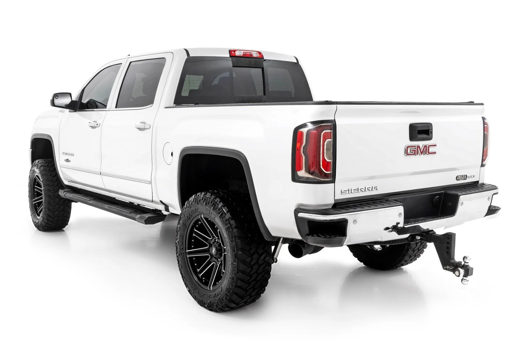 HD2 Running Boards | Crew Cab | Chevrolet Silverado/GMC Sierra 1500/2500HD/3500HD | 2007-2018 | Rough Country | SRB071785A - Image 4