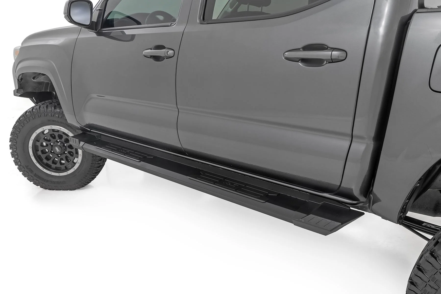 HD2 Running Boards | Double Cab | Toyota Tacoma 2WD/4WD | 2005-2022 | Rough Country | SRB051785A - Image 2