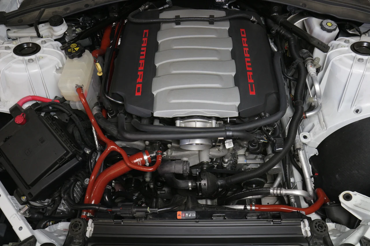 HPS 57-1707-RED Chevy 2016-2017 Camaro SS Coupe 6.2L V8-Radiator + Heater Hose - Image 2