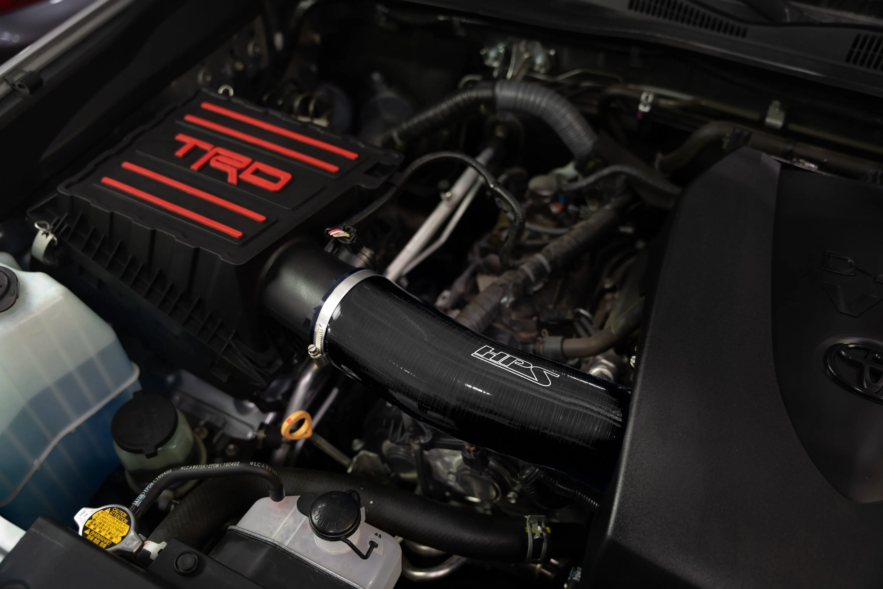 HPS 827-723WB Toyota 2016-2022 Tacoma 3.5L V6-Silicone Air Intake - Image 2