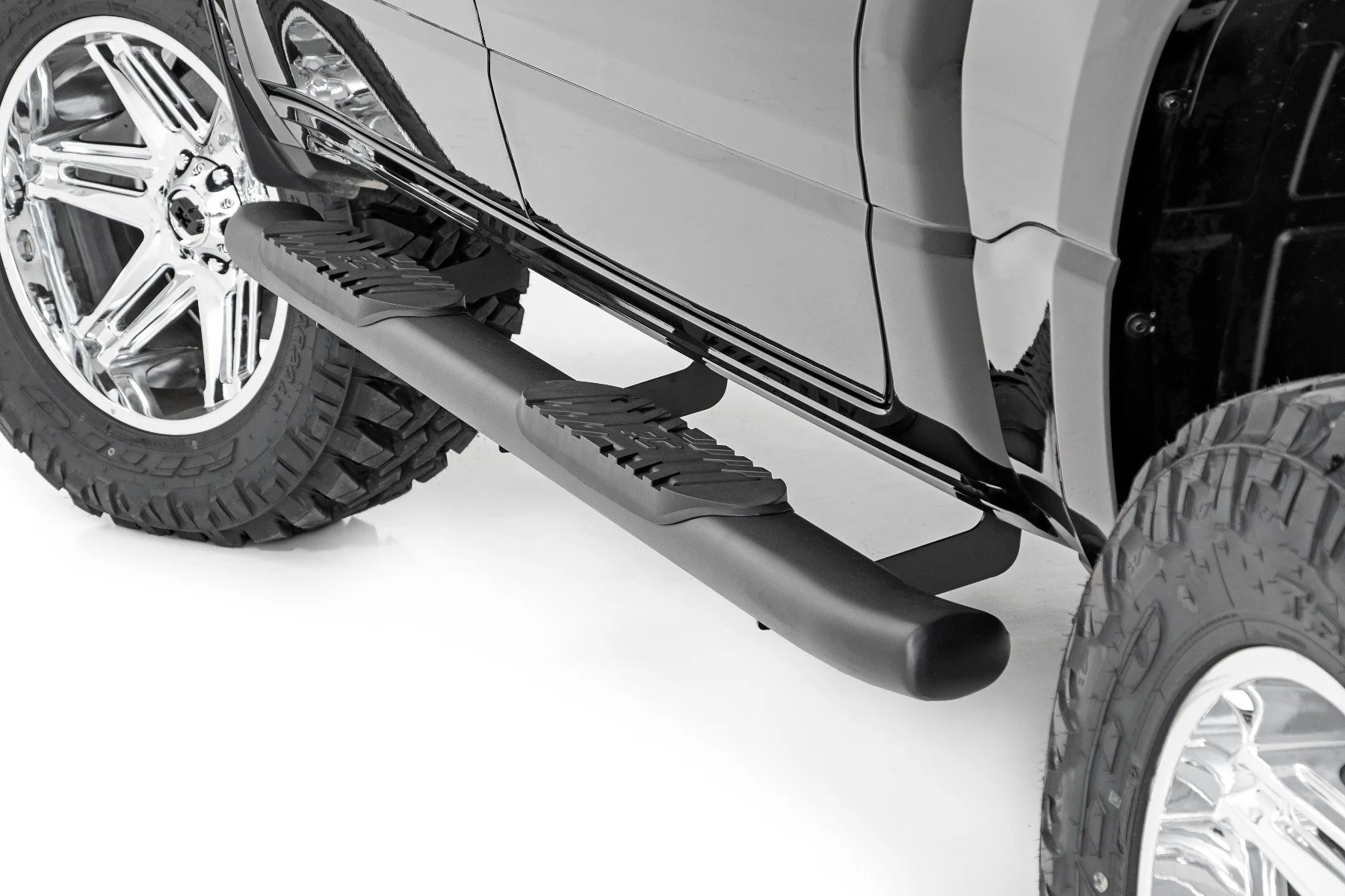 Oval Nerf Step | Crew Cab | Black | Ram 1500 2WD/4WD | 2019-2021 | Rough Country | 21004