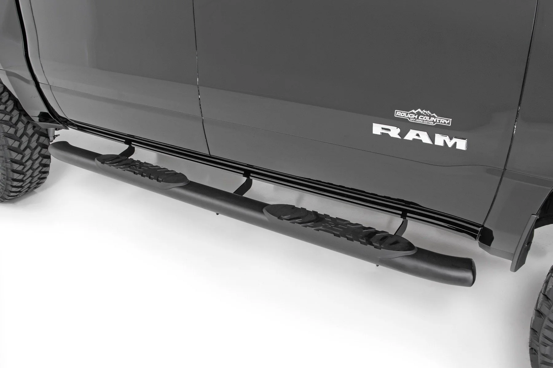 Oval Nerf Step | Crew Cab | Black | Ram 1500 2WD/4WD | 2019-2021 | Rough Country | 21004 - Image 5