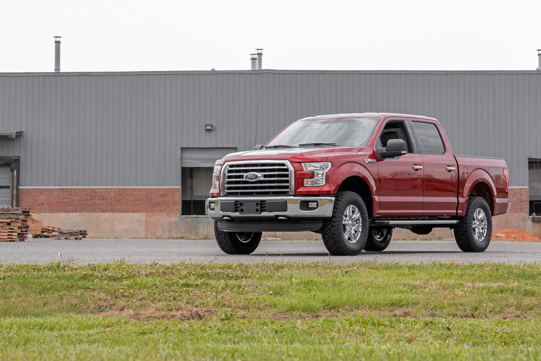 2 Inch Leveling Kit |Ford F150 2WD/4WD (Exculdes Raptor) | 2009-2018 | Rough Country | 52201 - Image 2