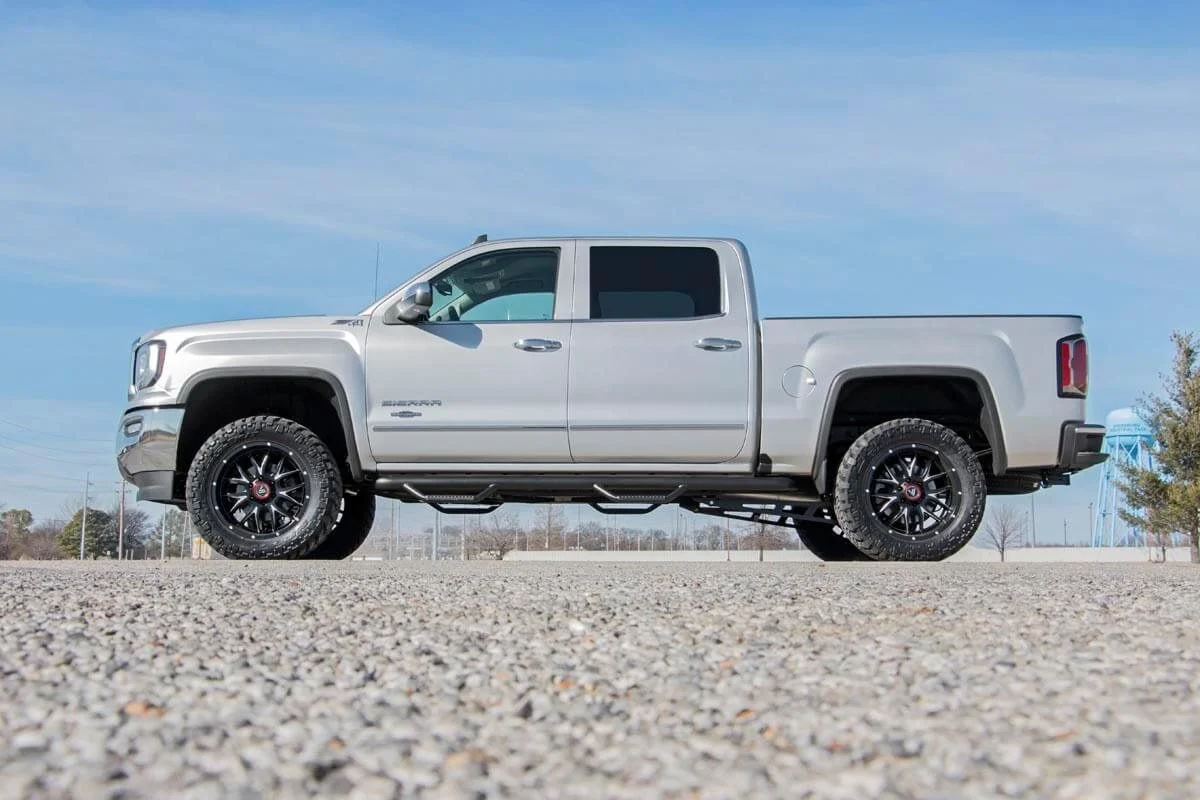 3.5 Inch Lift Kit | Cast Steel LCA | FR N3 | Chevrolet Silverado/GMC Sierra 1500 | 2014-2018 | Rough Country | 12432 - Image 4