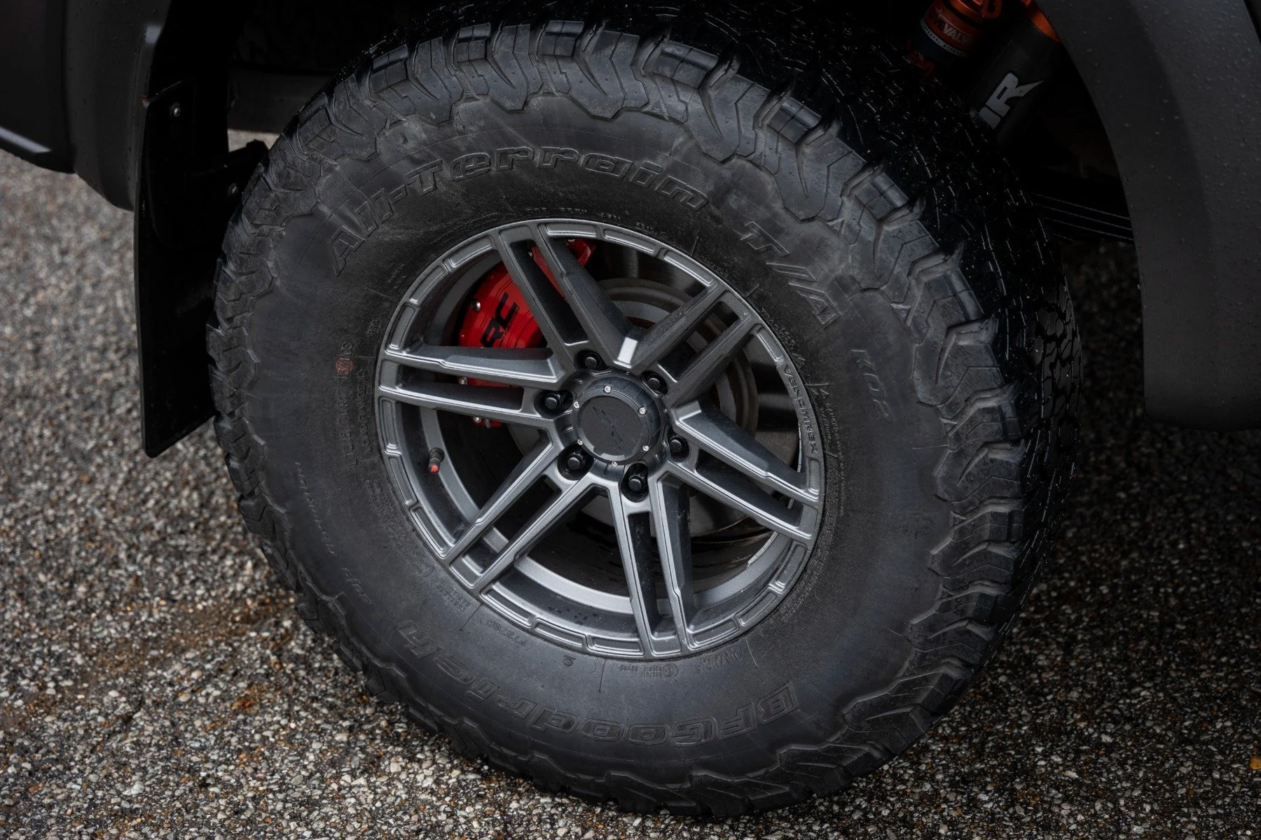 Caliper Cover | Red | Ford F-150 2WD/4WD | 2018-2022 | Rough Country | 71147A - Image 4