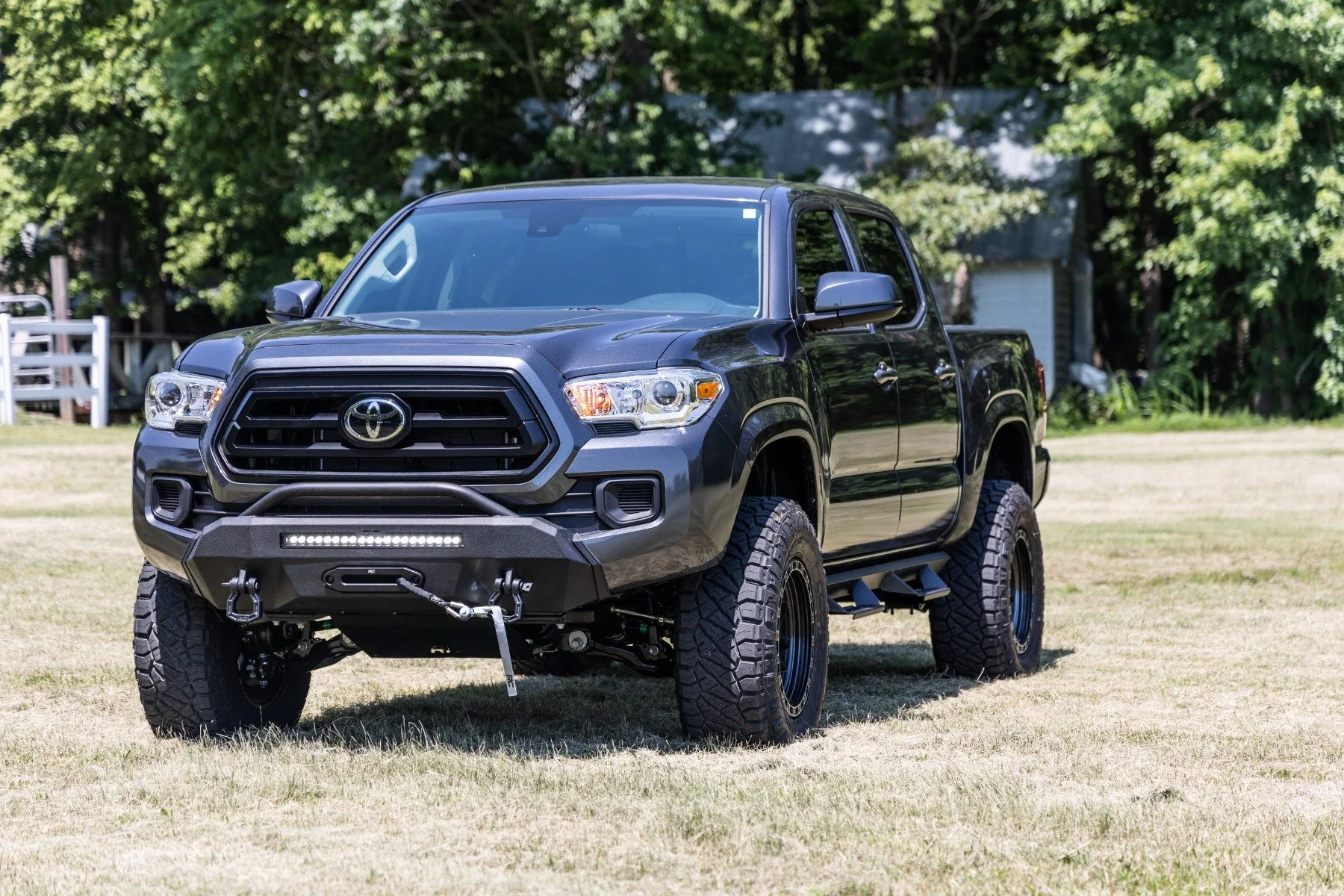 Front Bumper | Hybrid | 20" Blk DRL LED | Toyota Tacoma | 2016-2022 | Rough Country | 10724 - Image 5