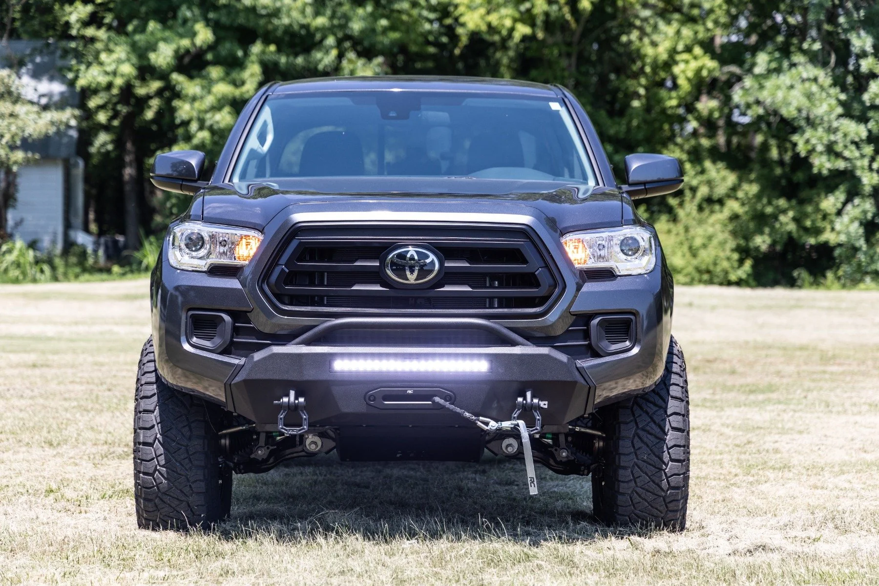 Front Bumper | Hybrid | Toyota Tacoma 2WD/4WD | 2016-2022 | Rough Country | 10712 - Image 6